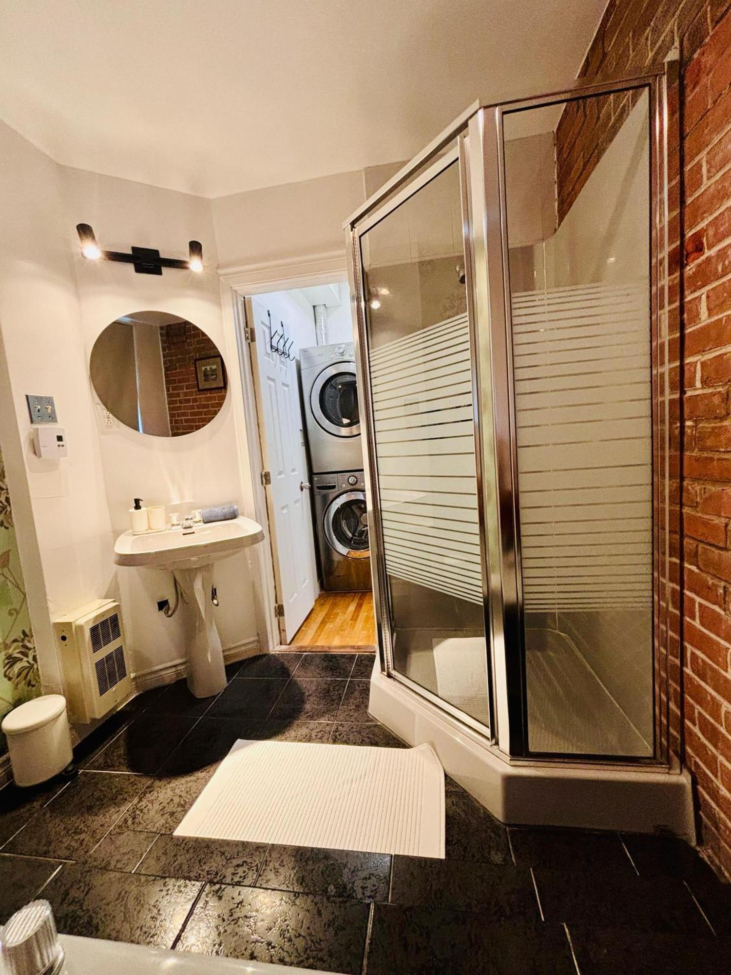 Appartement Sunlit Haven - Free Parking